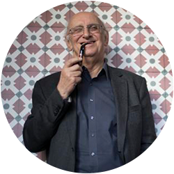 autores biblioteca Petros Markaris